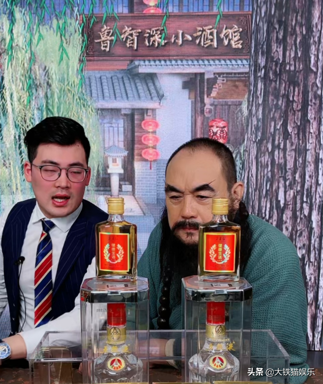 十位明星再扮成名角色带货，一波情怀牌打出，你的钱包还捂得住吗