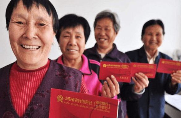 “社保”迎来新规,这4类人不要浪费钱了,缴纳了也是徒劳