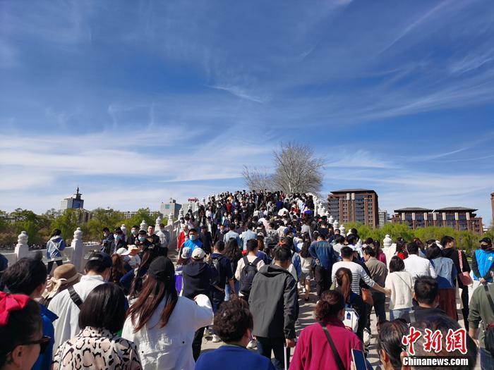 全球一共有多少人(截止22年全球一共有多少人)