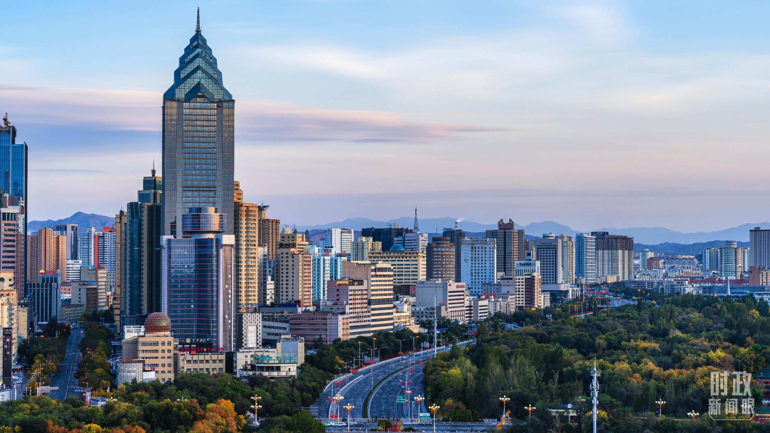 时政新闻眼丨从四个关键词,看习近平总书记新疆之行