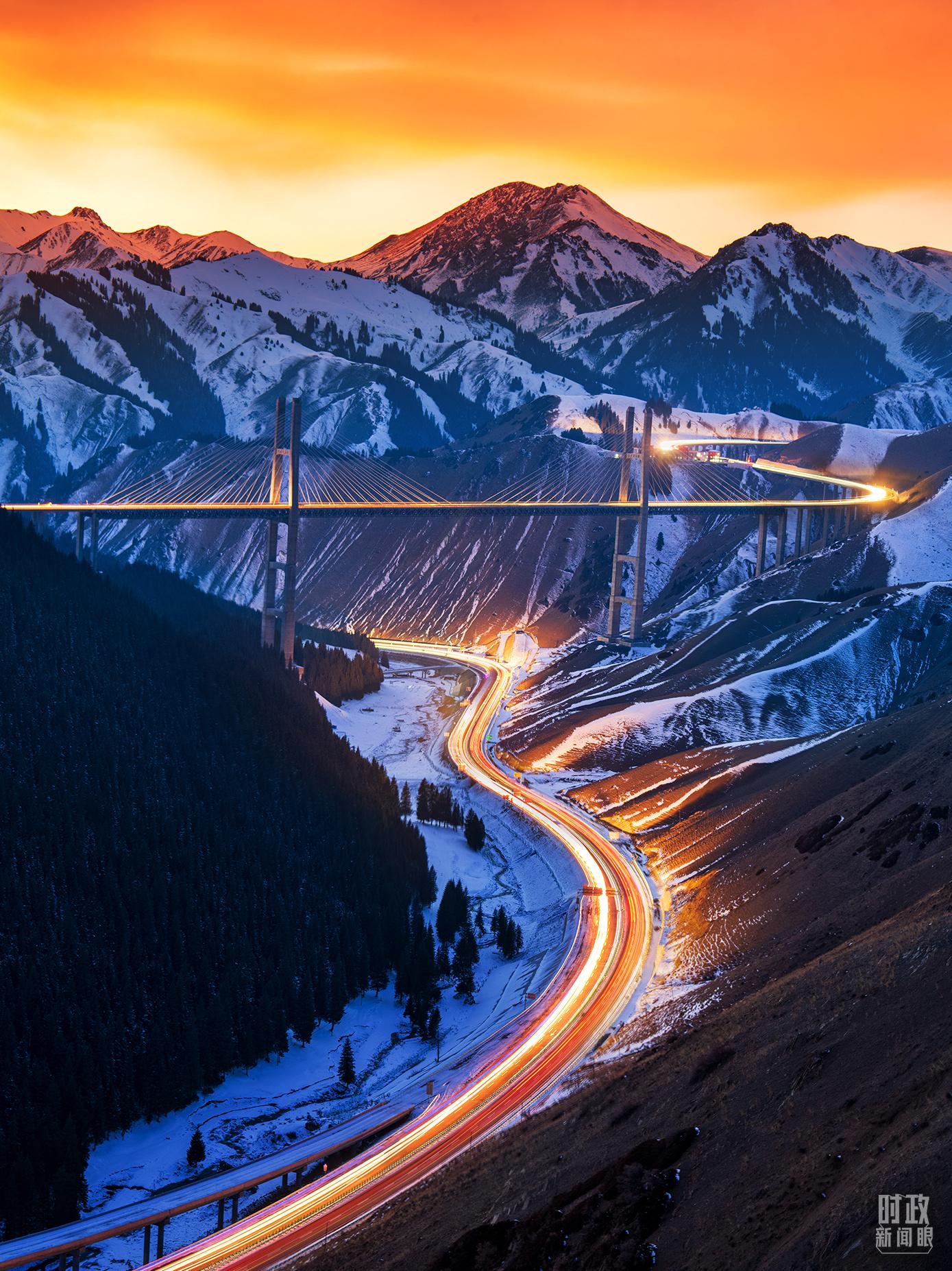 时政新闻眼丨从四个关键词,看习近平总书记新疆之行