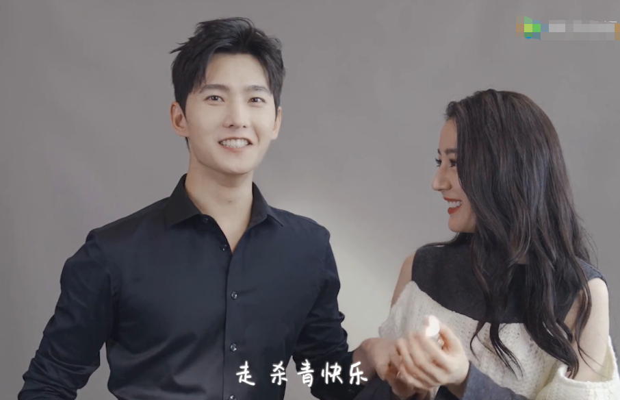 杨洋热巴互送杀青礼物(杨洋表白热巴)